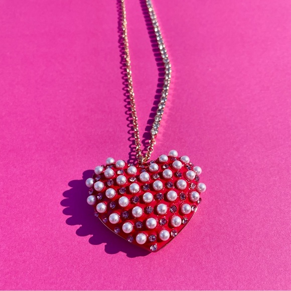 NWT Betsey Johnson Heart Long Pendant Necklace Red & Gold with Pearls - Picture 4 of 6